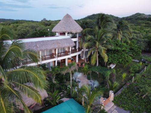 El Transito Hotel | Alive Beach House