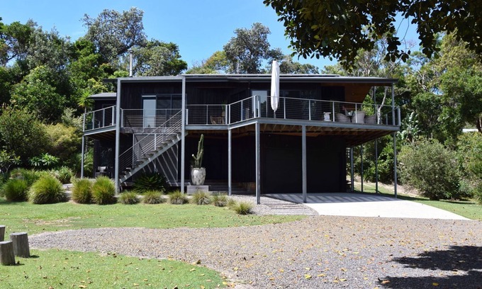Hat Head House | Alkira Hat Head - waterfront location
