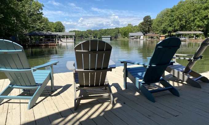 Moneta House | All Docked Out - Charming Waterfront Home, Spacious Dock
