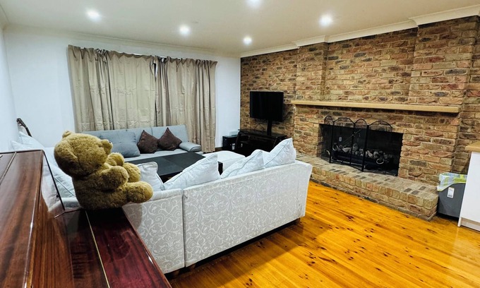 Mill Park House | All Ensuite Bedrooms for Ultimate Comfort-Mill Park