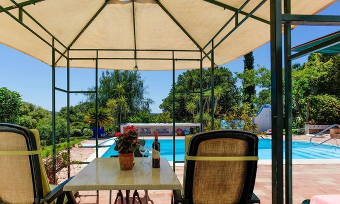 Alcalar House | All houses are located in a finely restored Quinta
