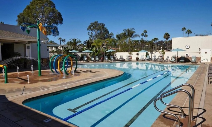 Rancho Santa Fe Hotel | All-In-One Luxury Escape w/Golf Access, Spa Days & Resort-Style Pool l 2 Rooms