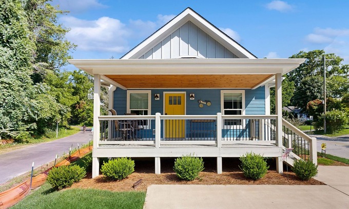 West Side Historic District Cottage | All-new cottage with deck, grill, & washer/dryer - near downtown & Rail Trail