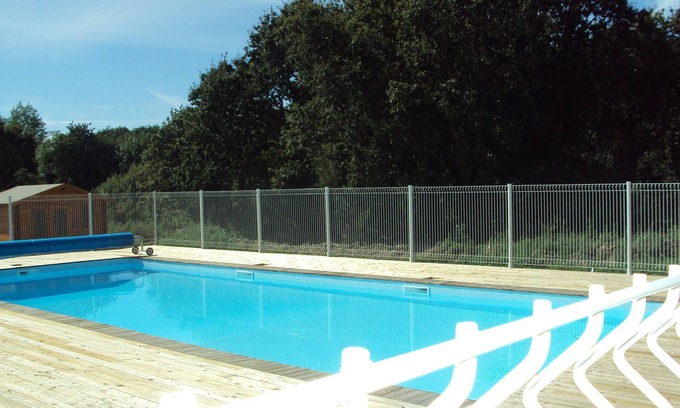 Plobannalec-Lesconil Ski Chalet | All Saints holidays promo 180 € per week