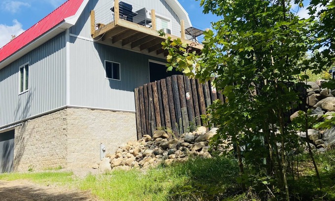 Deerbrook House | All Season Barn on Private Lake-ATV Trail Access