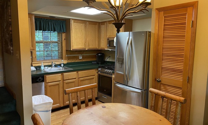 Lewiston Cottage | All Season Cottage at Garland Resort