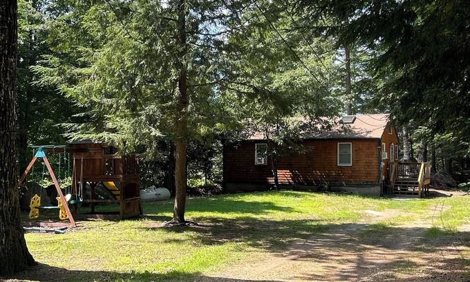 Northwood Cabin | All-Season Cozy Lakeside Cabin in Northwood, NH- 2 Bdr, great views