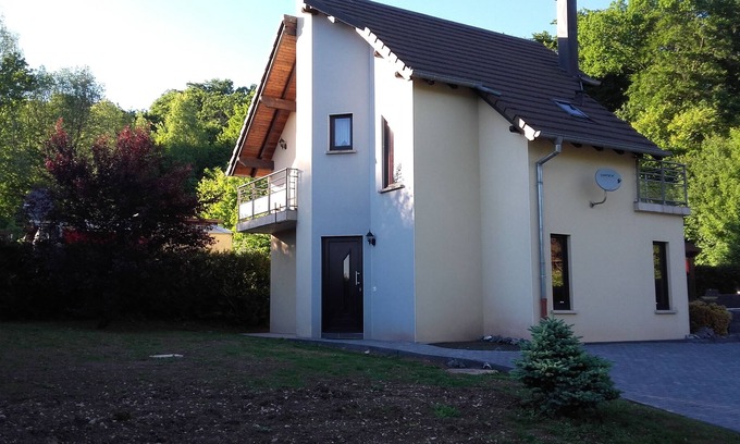 Puttelange-aux-Lacs House | All season holiday home by the lake