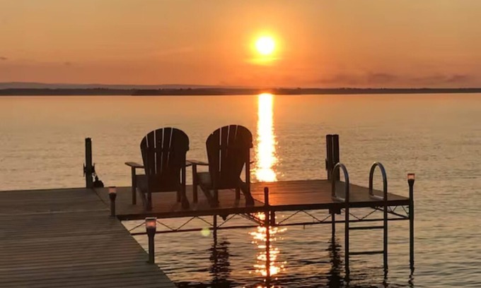 Chittenden County House | All Season House on Lake Champlain-100 yards of waterfront-Endless to Explore