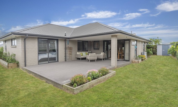 Pokeno House | All Seasons Cottage - Pokeno Holiday Home