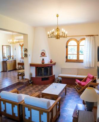 Lake Plastiras House | All Seasons Guest House