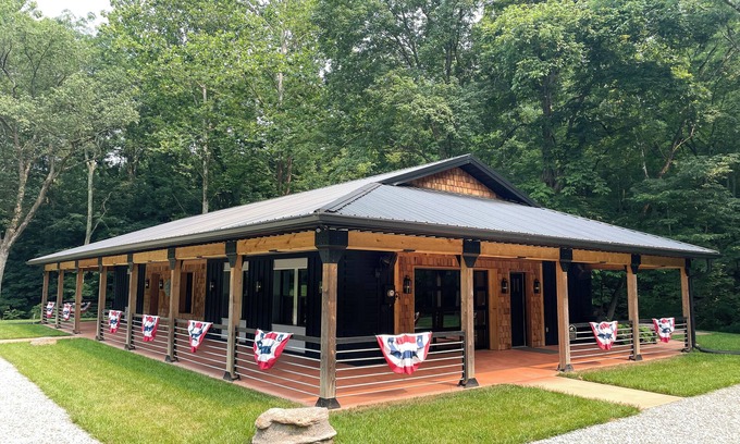 Bath Cabin | All Seasons Lodge! Celebrate a special occasion or relax in the hot tub.