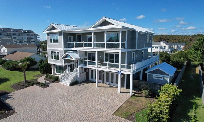 Sandbridge House | All Shell Be Well - 8 bedrooms with ocean views and private pool