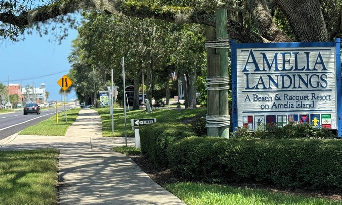 Fernandina Beach Condo | All you need to bring are your clothes & sunscreen, we provide the rest!