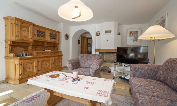 Engadin Scoul Apartment | Allegra and welcome to the Chasa Nalains vacation apartment.