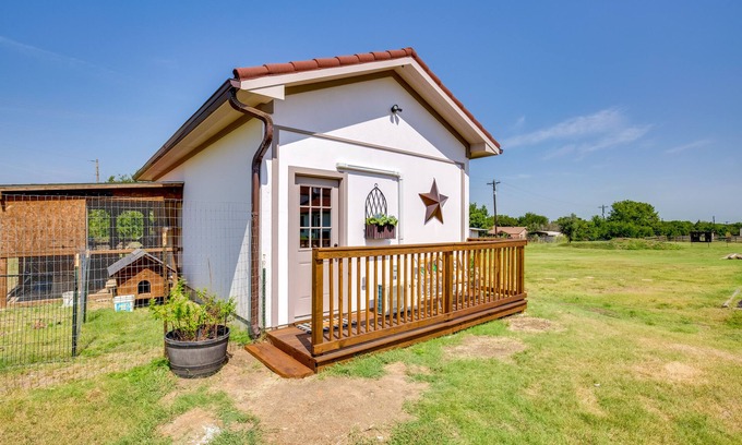 Lucas Apartment | Allen Studio Near Hiking & Kayaking: 5 Mi to Dtwn!