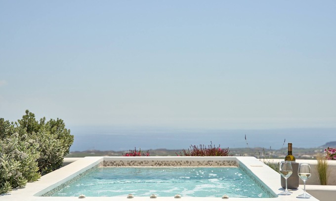 Pyrgos Hotel | Alleys All-Suite Hotel & Spa