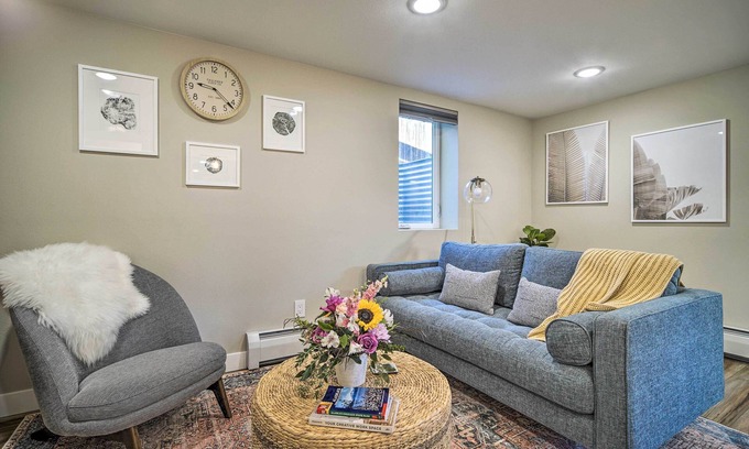 Turnagain Apartment | Alluring Anchorage Apt - Walk to Coastal Trl!