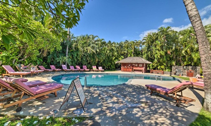 Historic Lahaina Front Street Apartment | Alluring Lahaina Condo with Walkable Location!