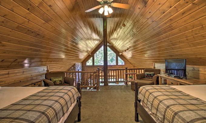 Nisswa Cottage | Alluring Nisswa Cabin on Gull Lake w/Fireplace!