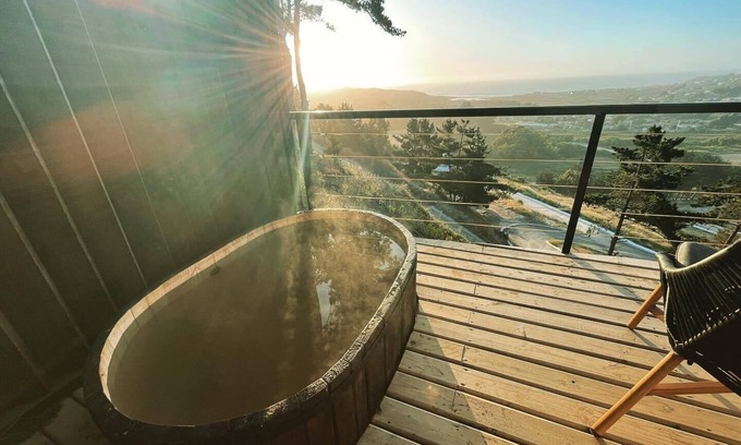 Navidad Hotel | Alma Lodge