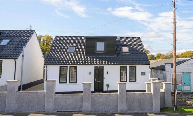 Kirkcaldy House | Almara - Cosy Cottage in Fife