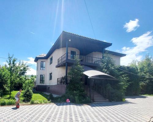 Tuzdybastau Villa | Almaty guest house
