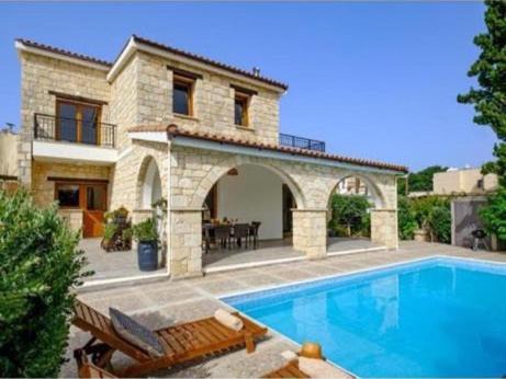 Simou Villa | Almond Grove Villa