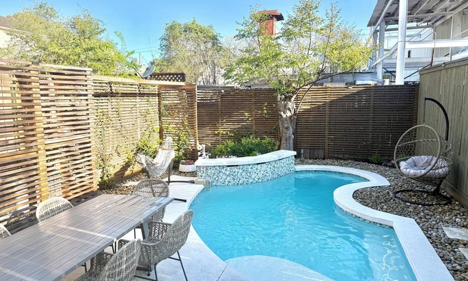 Washington Ave./ Memorial Park House | Alo House @Heights-Downtown |Pool| 3BR| 3.5BA