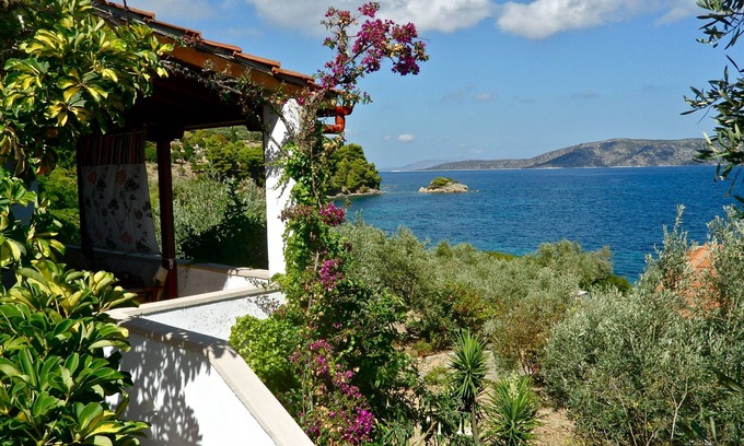 Steni Vala House | ALOE II - Flower Houses in Alonissos island