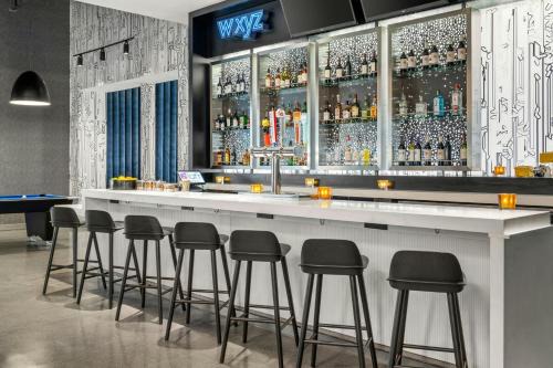 Rolling Meadows Hotel | Aloft Chicago Schaumburg