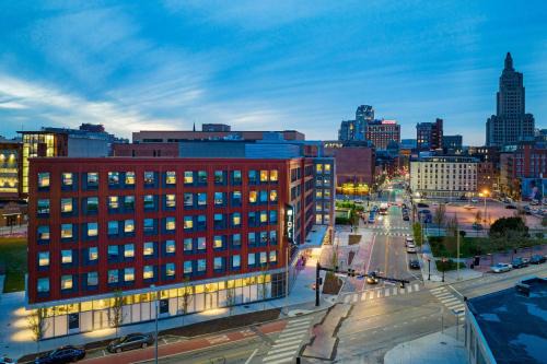 Downtown Hotel | Aloft Providence Downtown