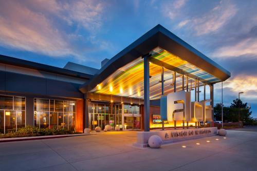 Millbrae Hotel | Aloft San Francisco Airport