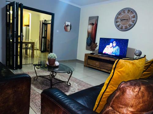 Gaborone Apartment | @Alogeng