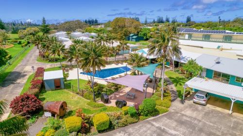Burnt Pine Apartment | Aloha Apartments