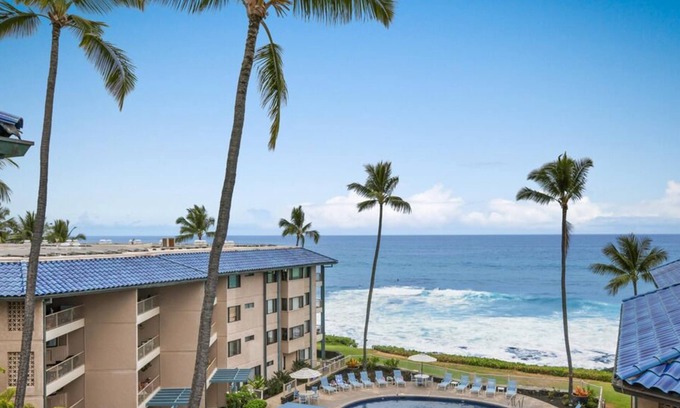 Historic Kailua Village Condo | Aloha Condos, Kona Reef, Condo F-26, Ocean View, AC