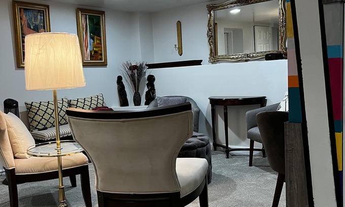 Falls Church House | Aloha Homestay of Falls Church