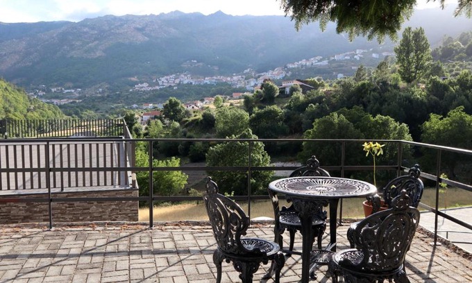 Manteigas Bed & Breakfast | Alojamento Santa Clara
