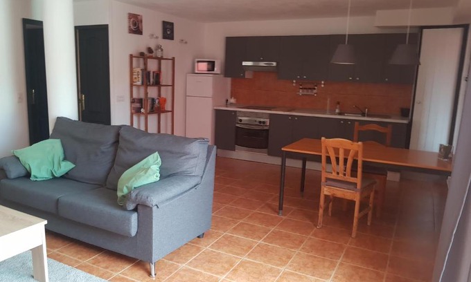 La Sabinita Apartment | Alojamiento único y tranquilo Arico con fibra optica