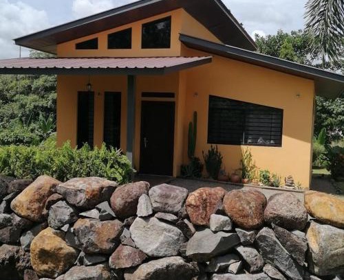 Los Algarrobos House | Alojamiento en David vía Boquete