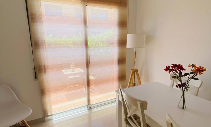 Cassa de la Selva House | Alojamiento con Jardín Privado