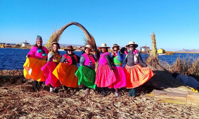 Puno Resort | Alojamiento Flotante del Titicaca