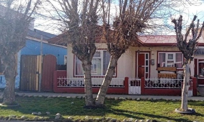 Puerto Natales House | Alojamiento Puerto Natales, Torres del Paine, central ncasa historica.