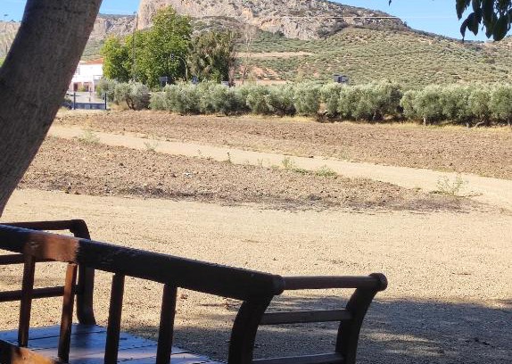Cuevas del Becerro House | Alojamiento rural Huerta Mandre