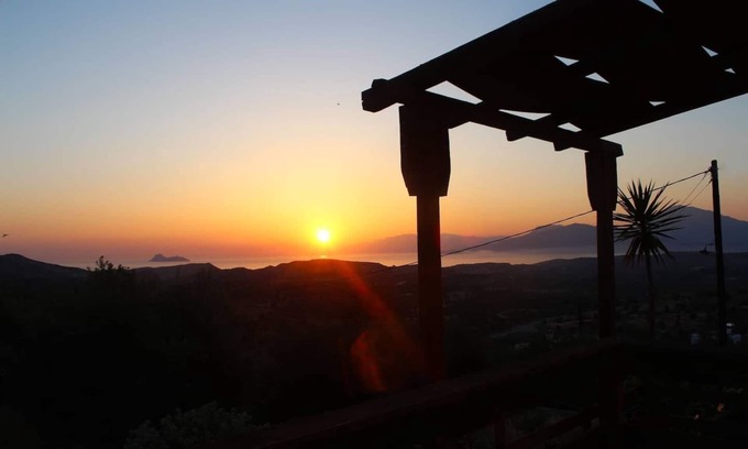 Faistos House | Alonaki House
