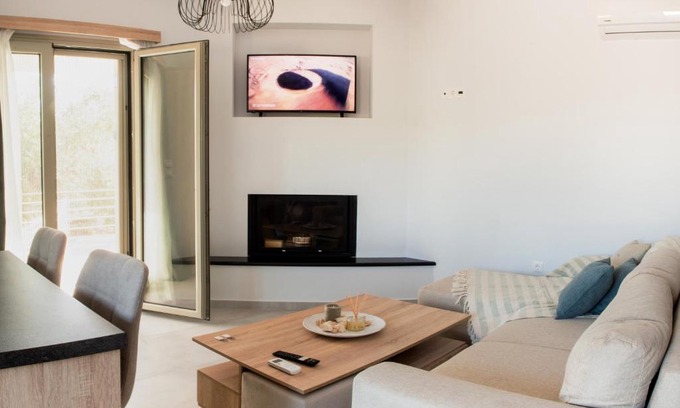 Agrilos House | Alonakia Home Suites