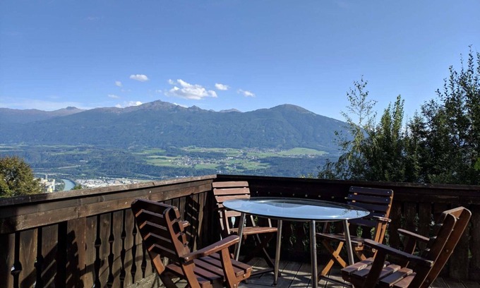 Hungerburg-Hoheninnsbruck Apartment | Alpendohle Apartments "albin Egger Lienz"
