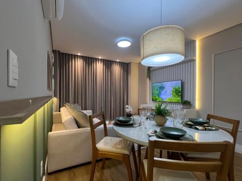 Tirol Apartment | Alpes 307 - Apê NOVO em Gramado c/garagem