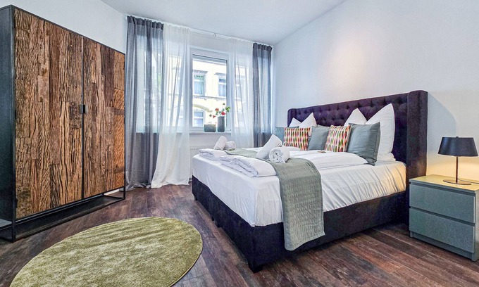 Dortmund Apartment | Alpha Apartments: 2BR Oasis! Design,Flair,Comfort