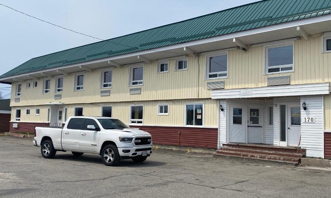 Algoma District Hotel | Alpha Inn